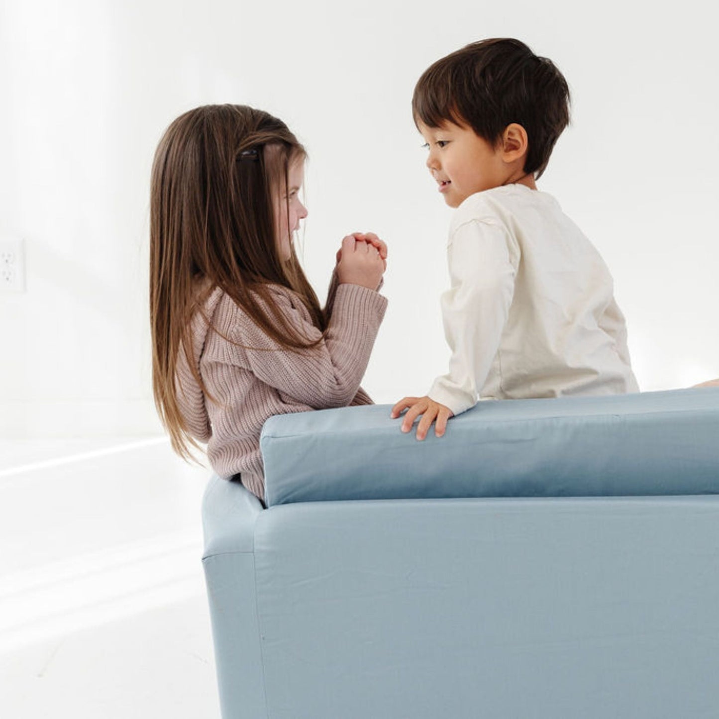 Toki Breeze Play Couch