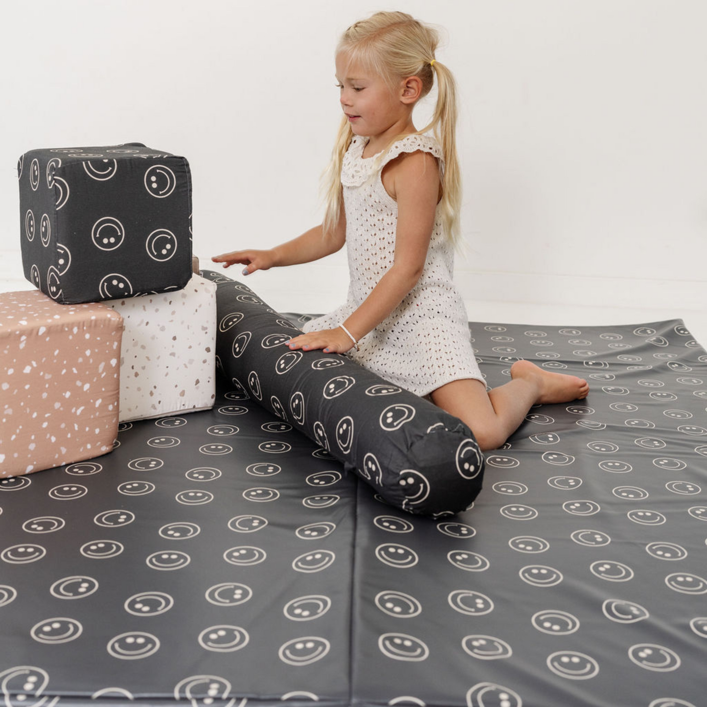 Toki Kids Smiles Vegan Leather Mat