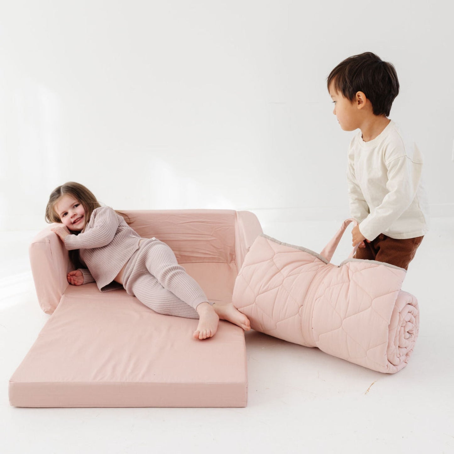 Toki Tutu Play Couch