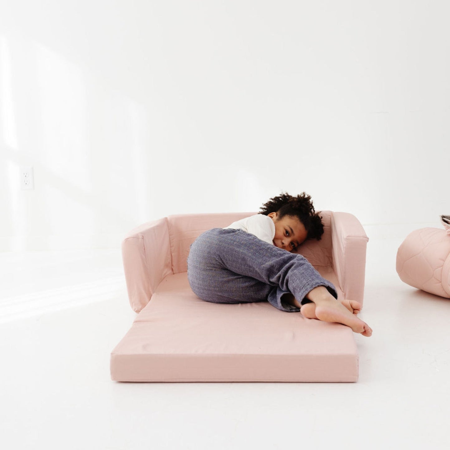 Toki Tutu Play Couch