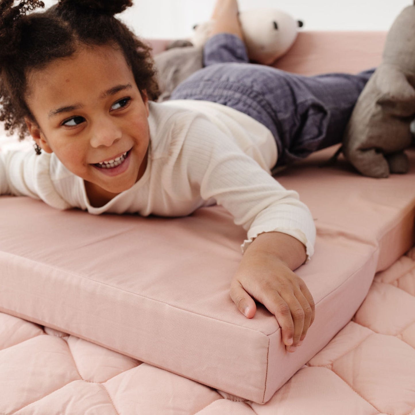 Toki Tutu Play Couch