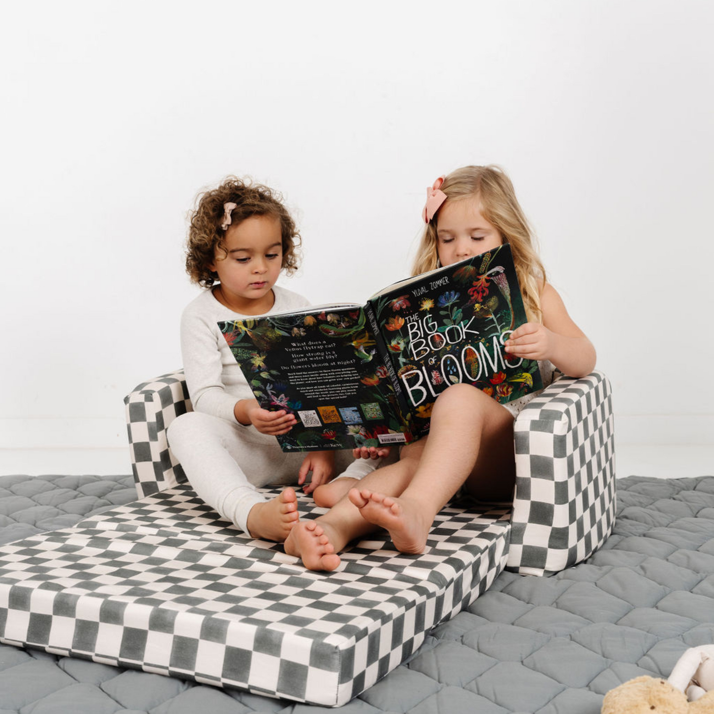 Toki Checker Pepper Play Couch