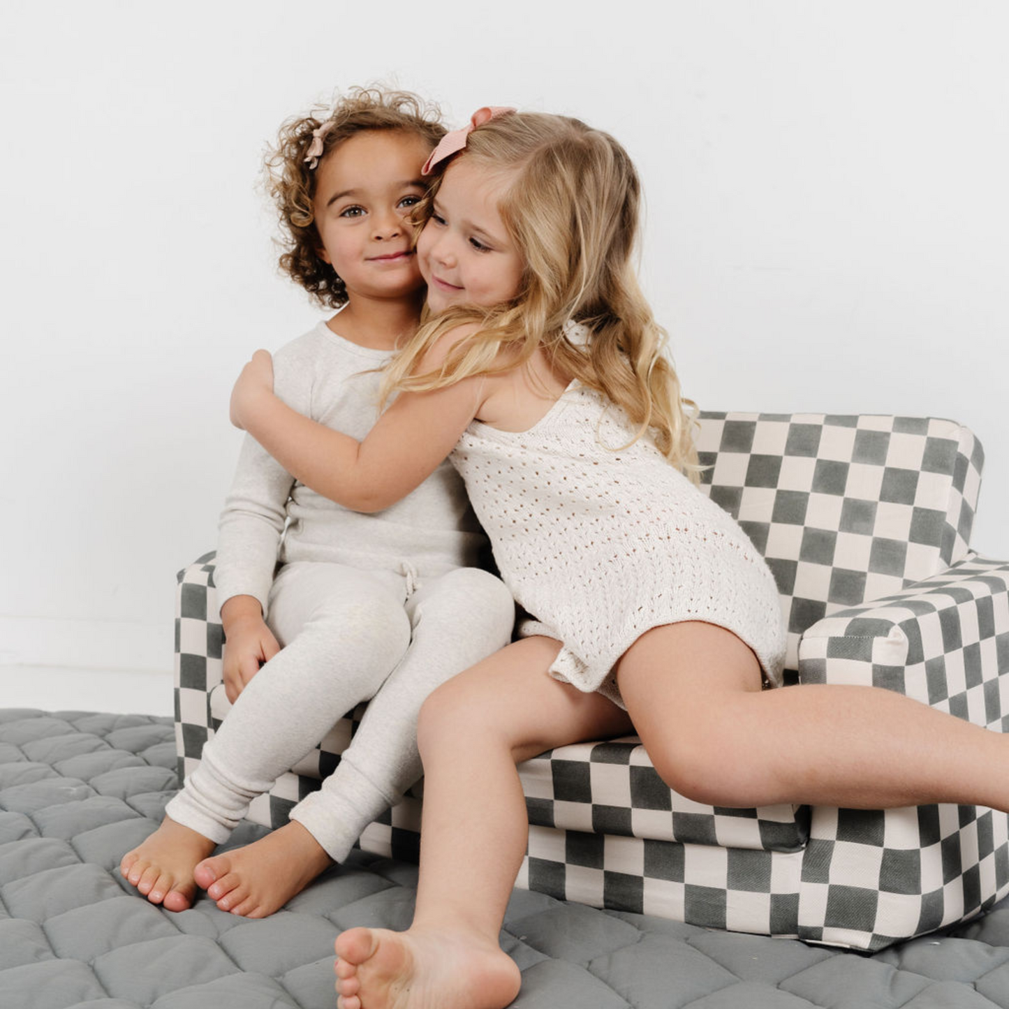 Toki Checker Pepper Play Couch