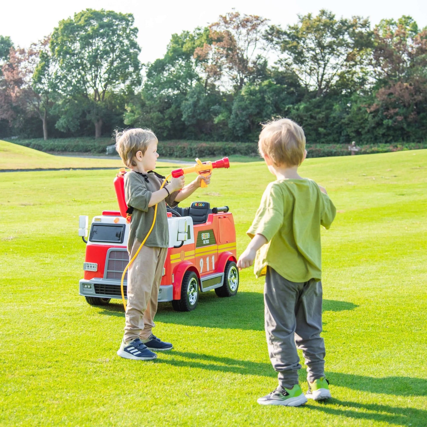 Freddo Toys Fire Truck 2-Seater