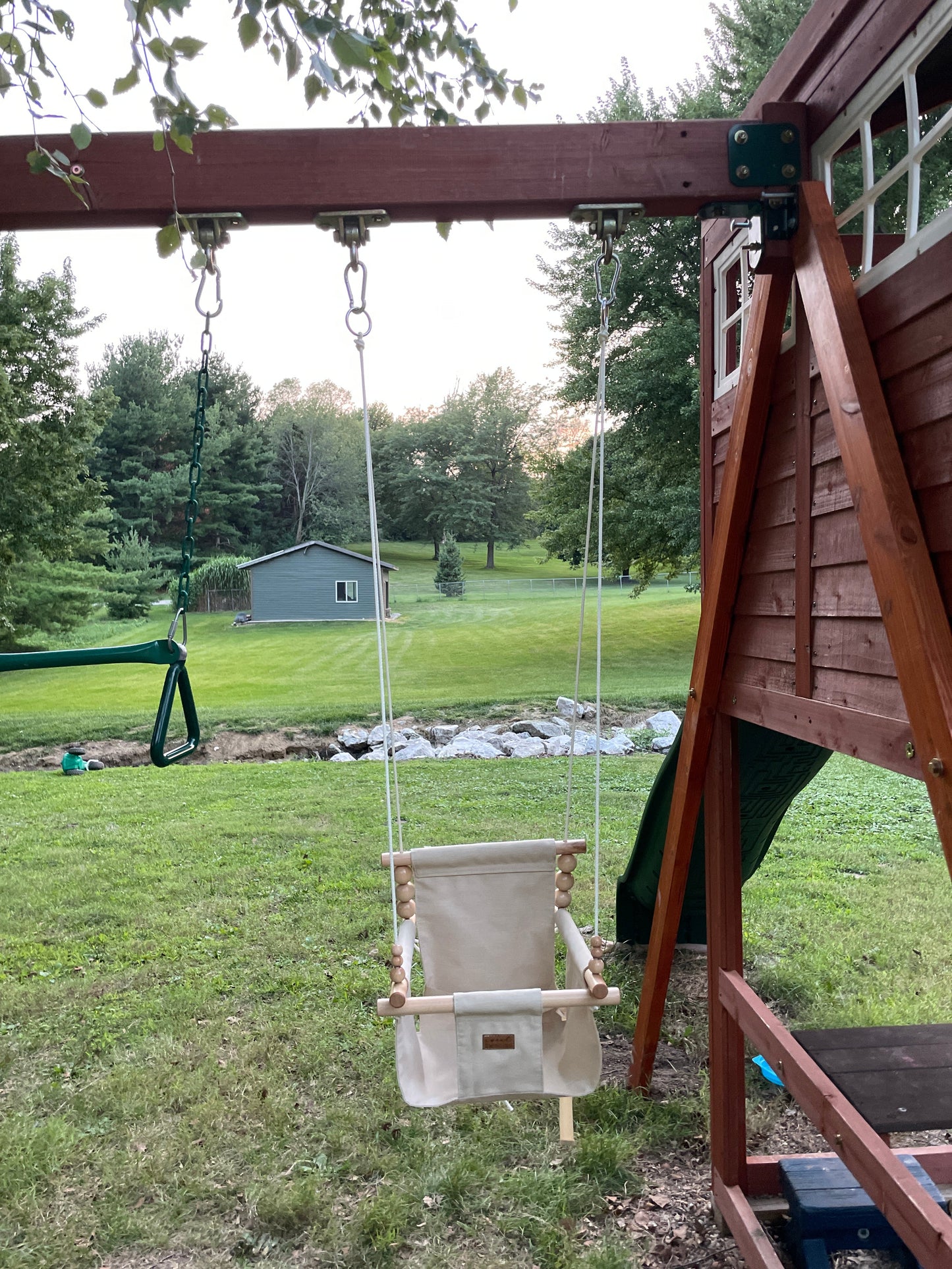 Sweet Swinging Outdoor Swing High Back Nutmeg
