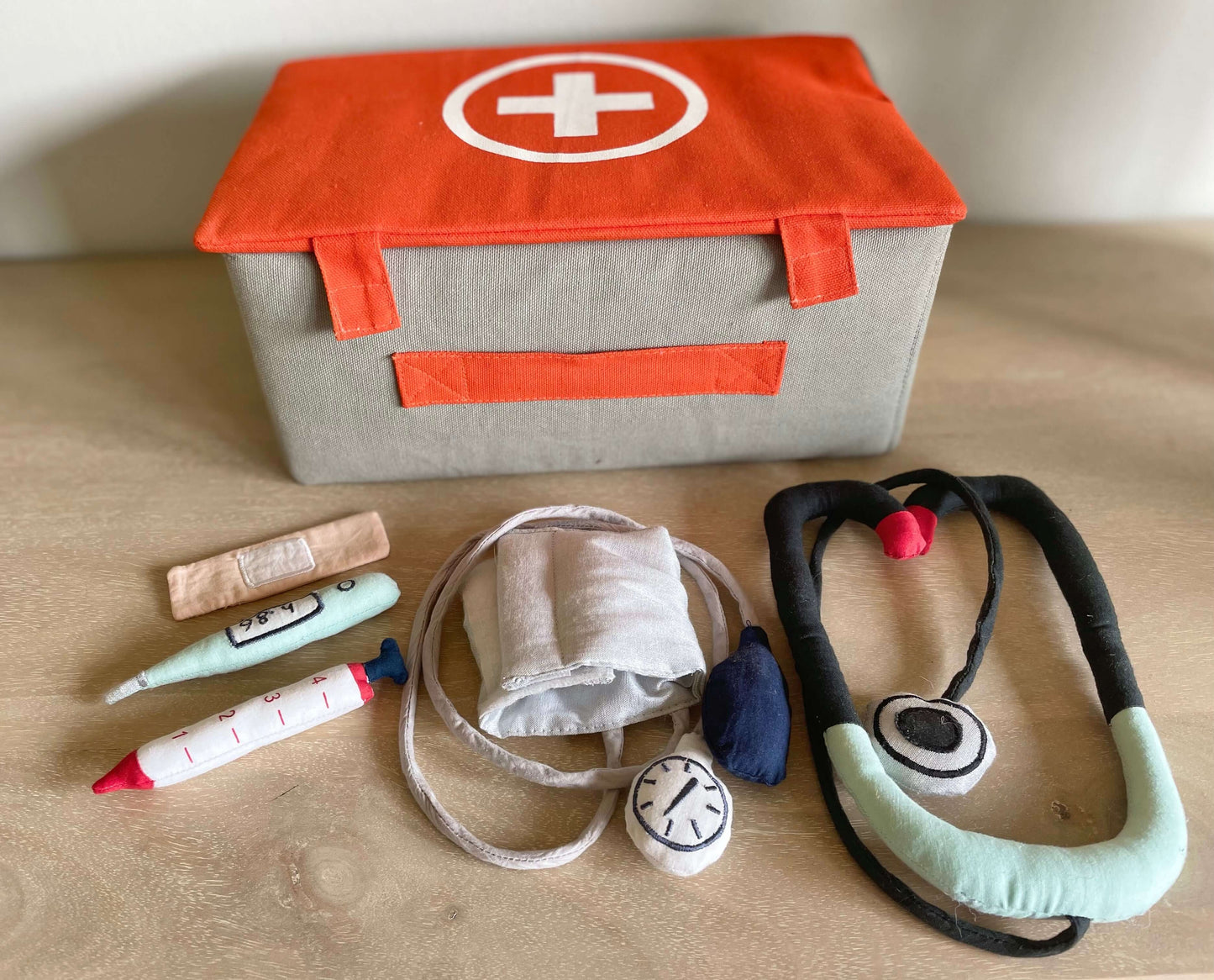 Role Play Kids Pet Hospital Doorway Storefront with Vet's Kit