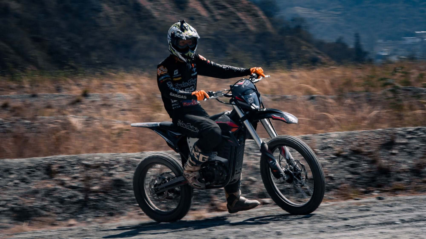 MotoTec Venom 72v 30000w Dirt Bike