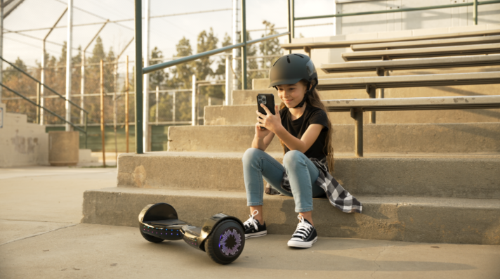 Razor Sonic Glow Electric Hovertrax