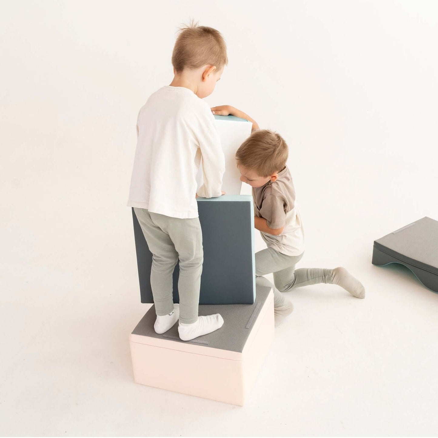 IGLU Discoverer Soft Play Activity Set