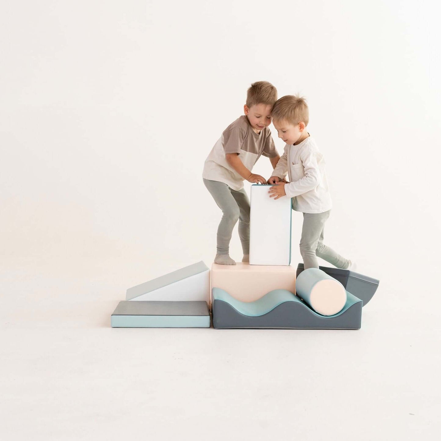 IGLU Discoverer Soft Play Activity Set