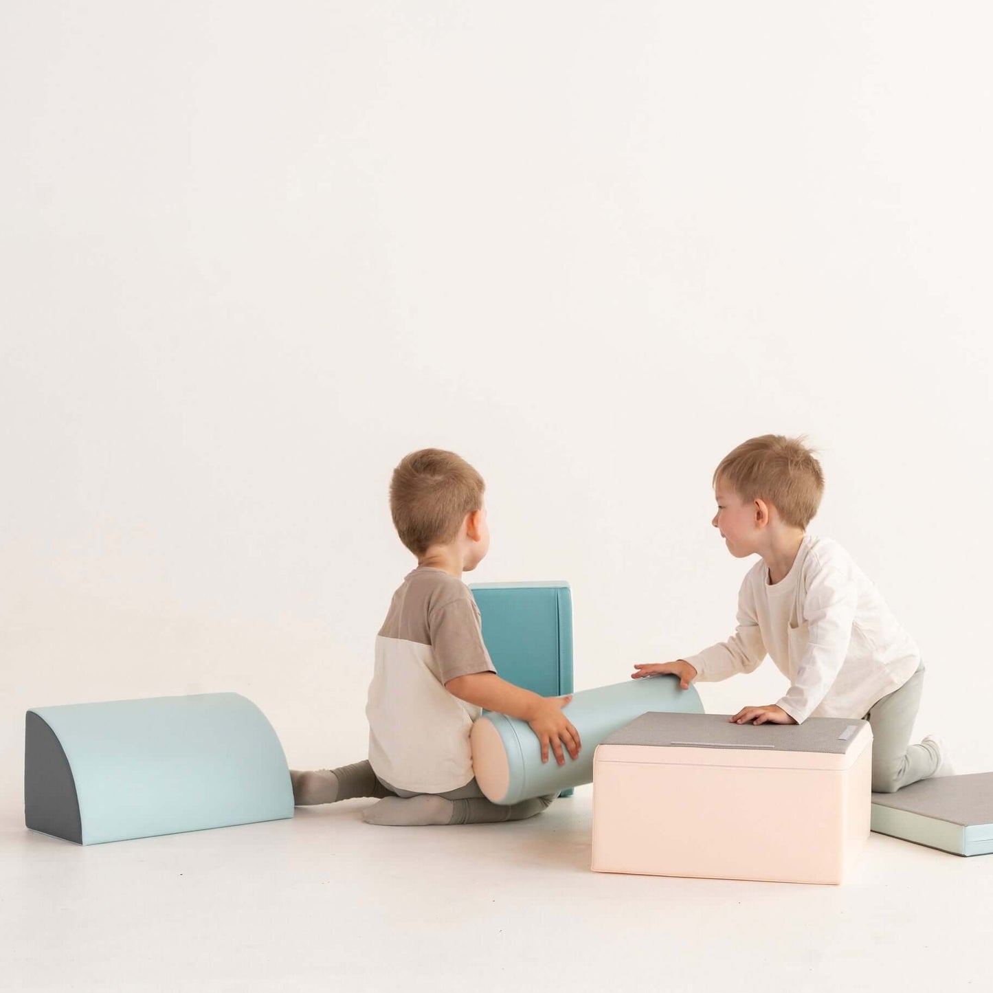 IGLU Discoverer Soft Play Activity Set