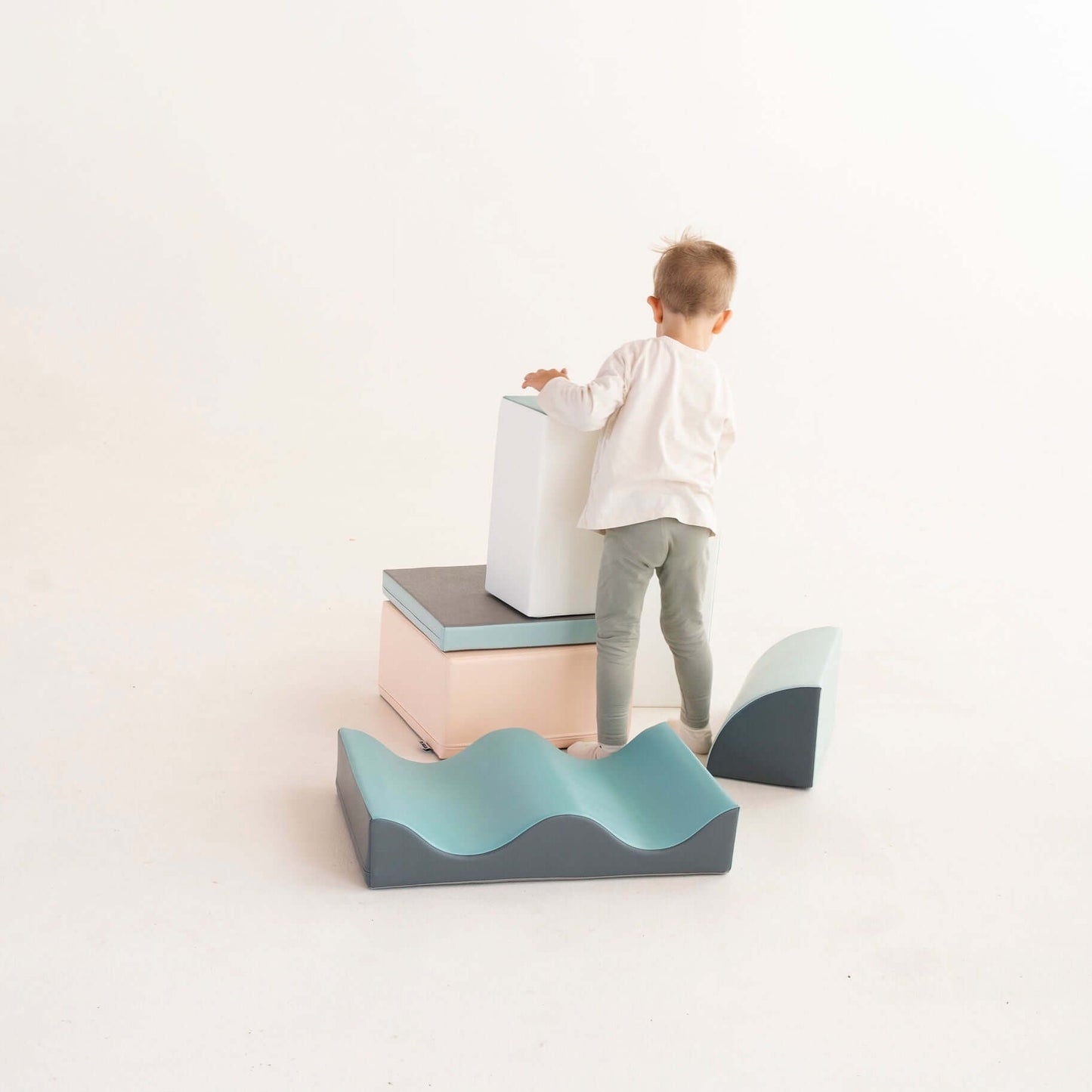 IGLU Discoverer Soft Play Activity Set