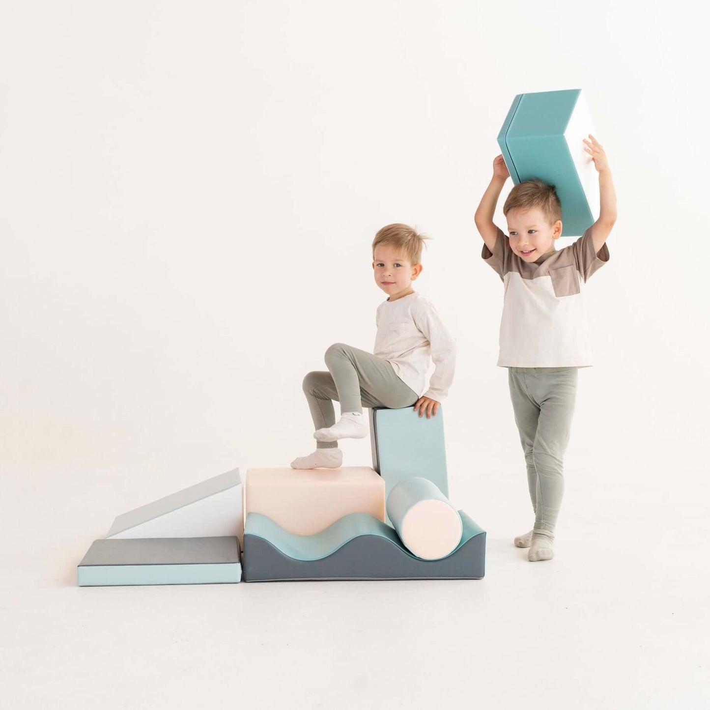 IGLU Discoverer Soft Play Activity Set