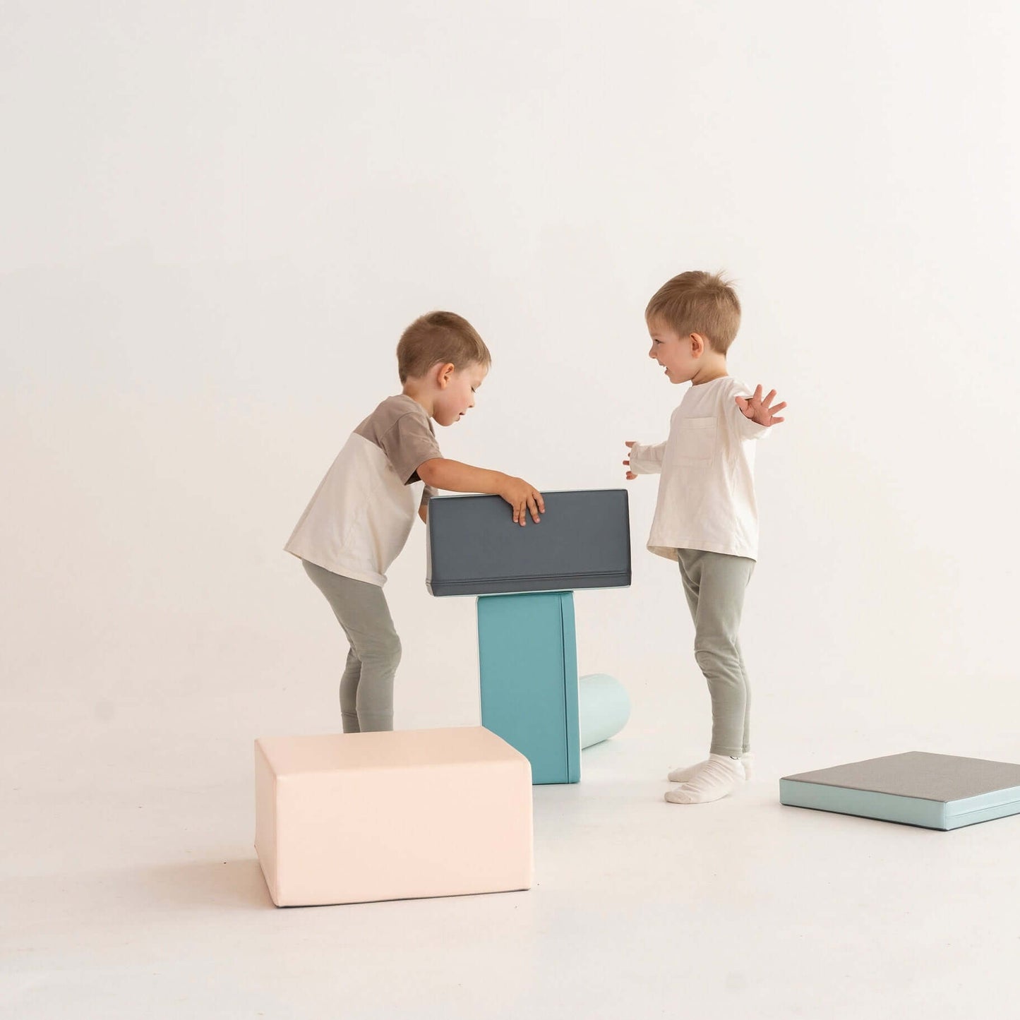 IGLU Discoverer Soft Play Activity Set