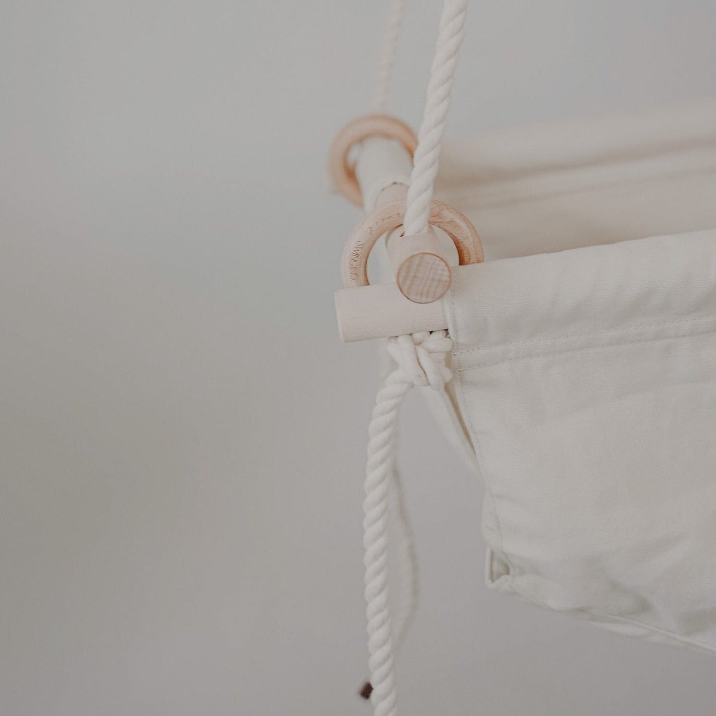 Sweet Swinging Vanilla Child Swing