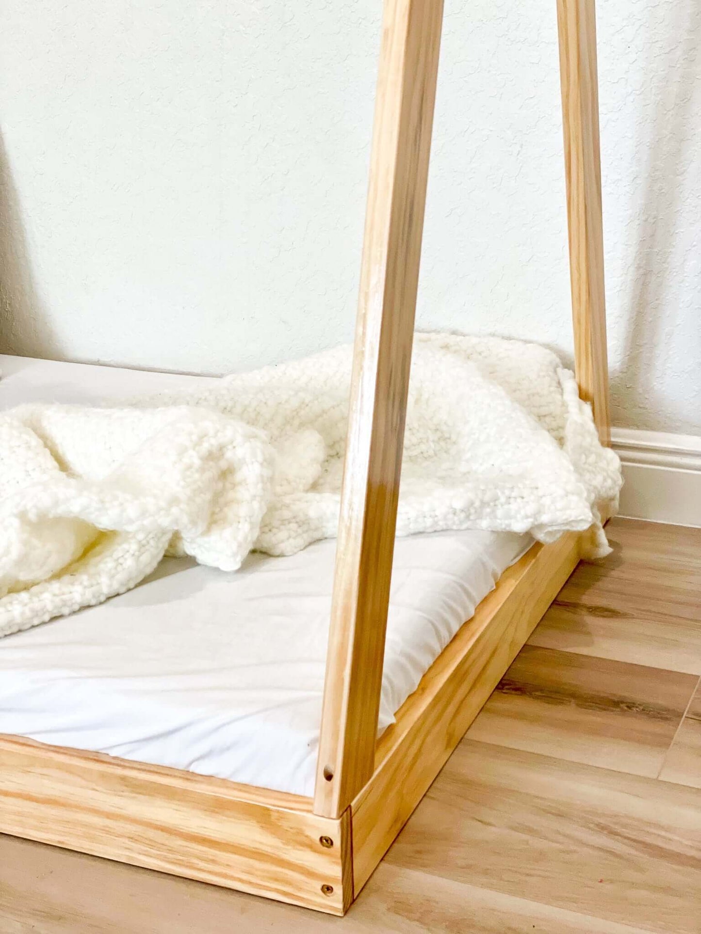 2 MamaBees Montessori Teepee Bed