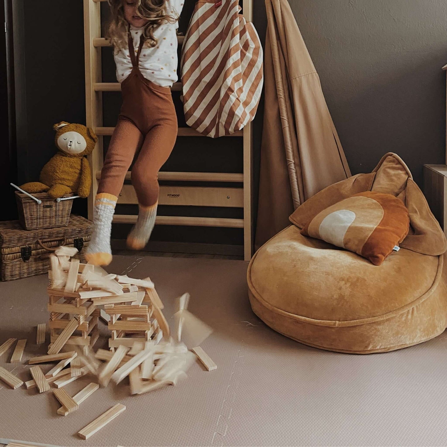 Eeveve Cinnamon Play Mat