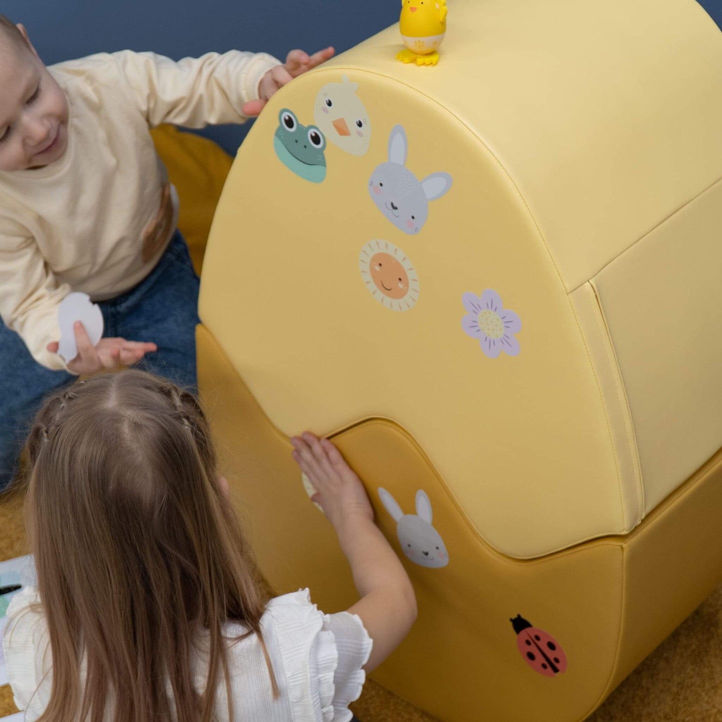 IGLU Soft Play Giant Egg