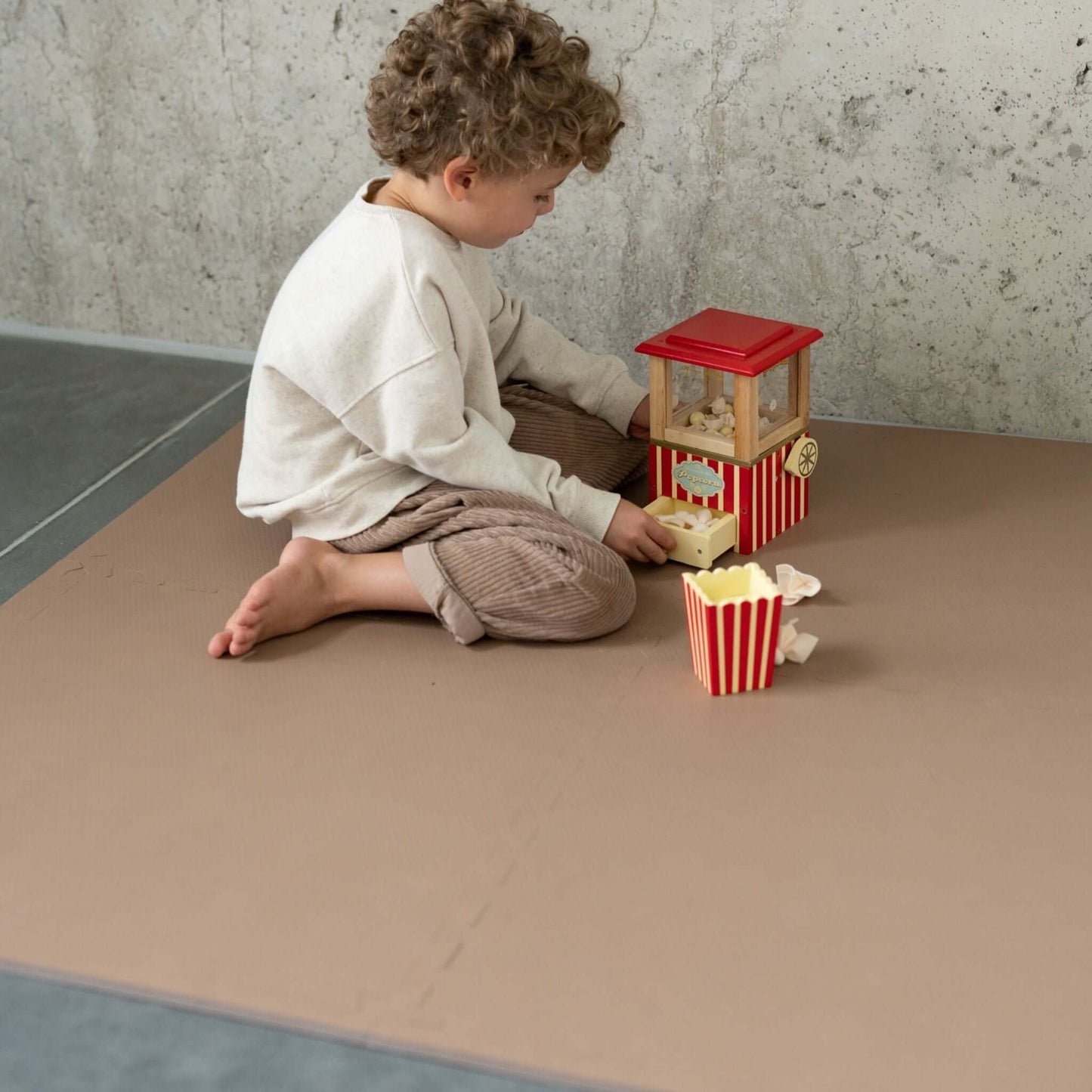 Eeveve Cinnamon Play Mat
