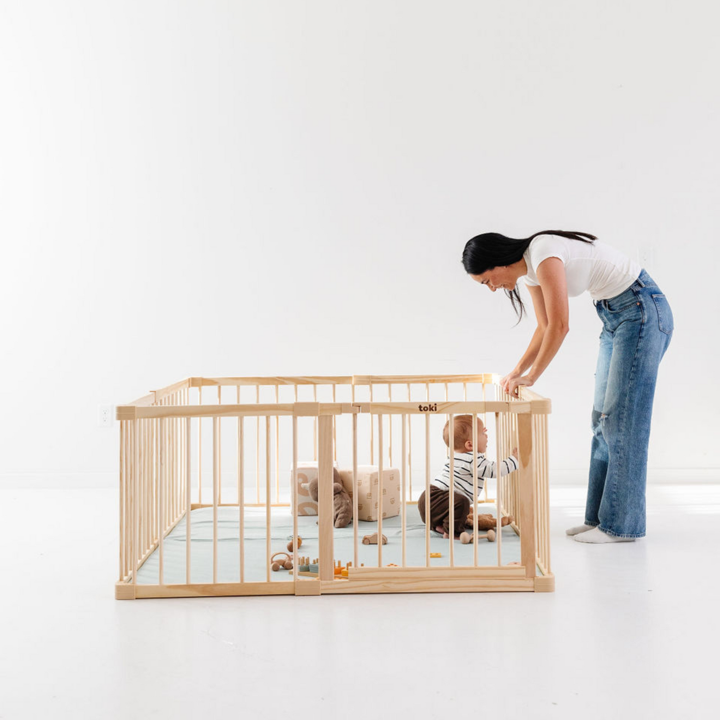 Toki Kids Mega Playpen