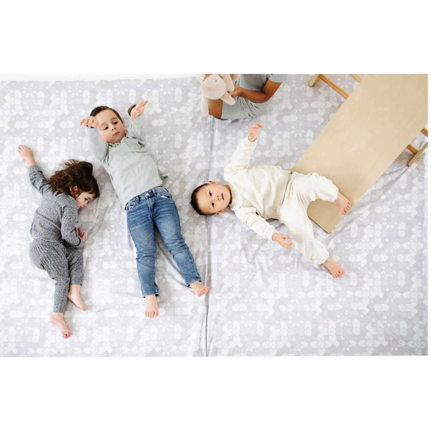 Toki Mats Grey Mosaic Play Mat