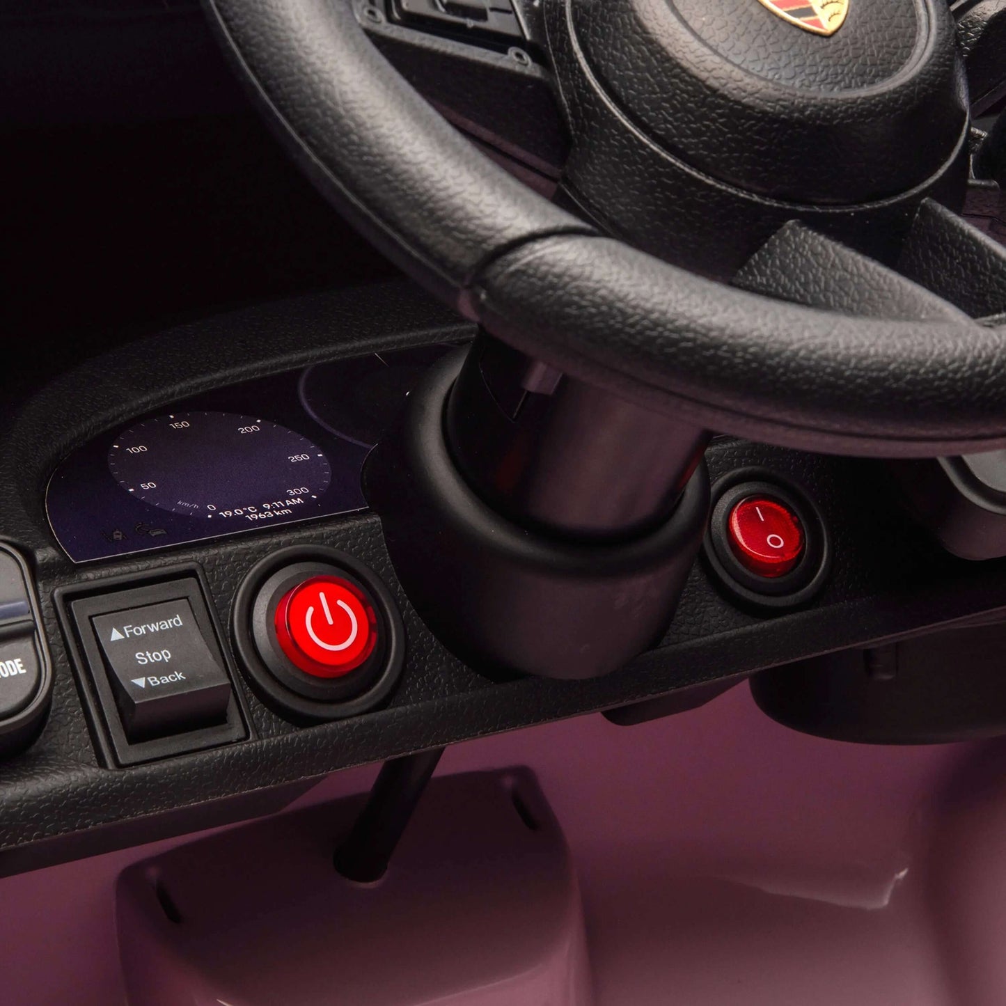 Freddo Porsche Macan Turbo EV Ride on