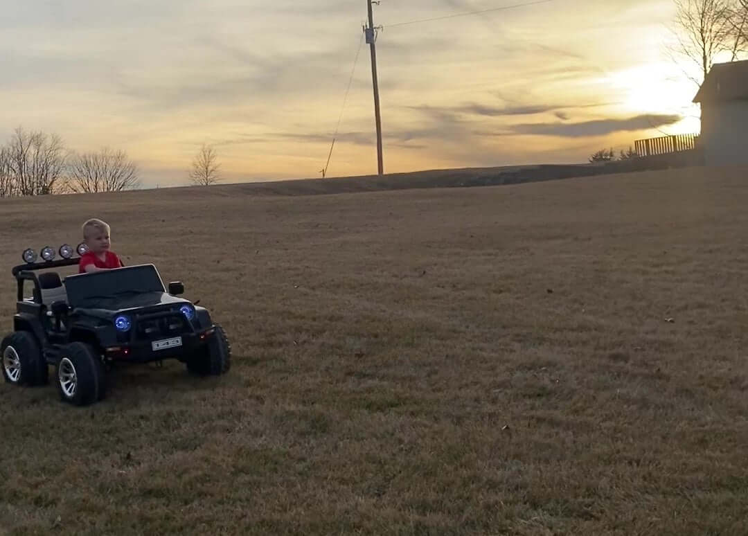 Magic Cars  Electric 2 Seater Jeep Truck ATV UTV