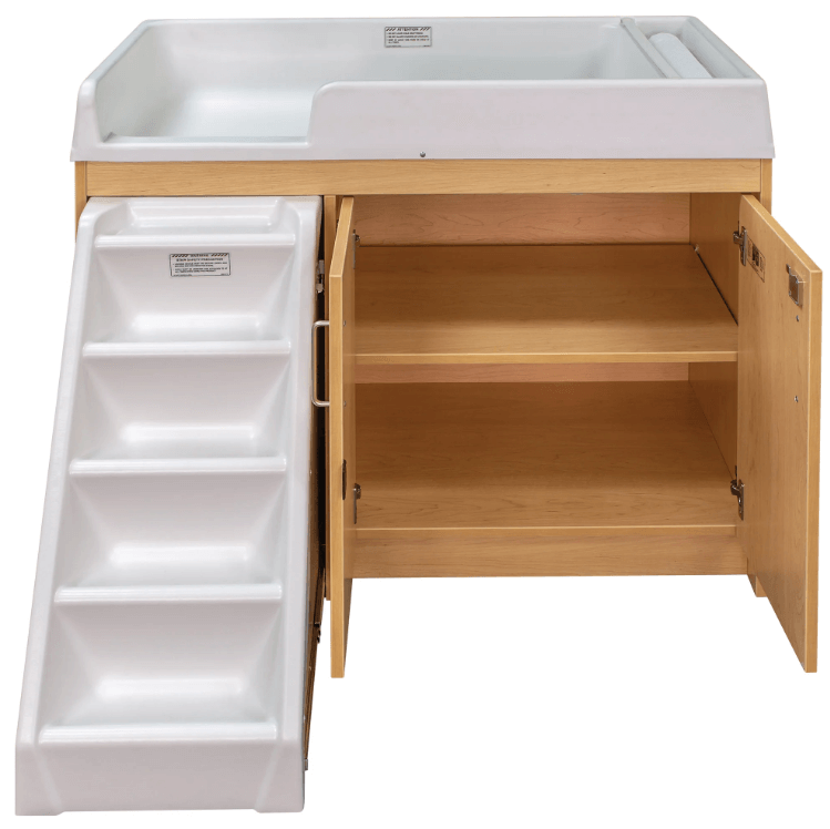 Tot Mate Toddler Changing Table With Stairs