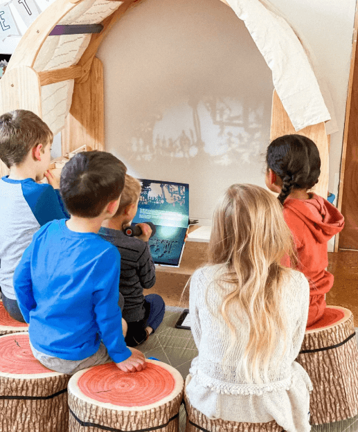 Kinderhuis Aurora Waldorf Playstand