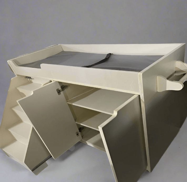 Kinderhuis Change Table with Left Side Stairs