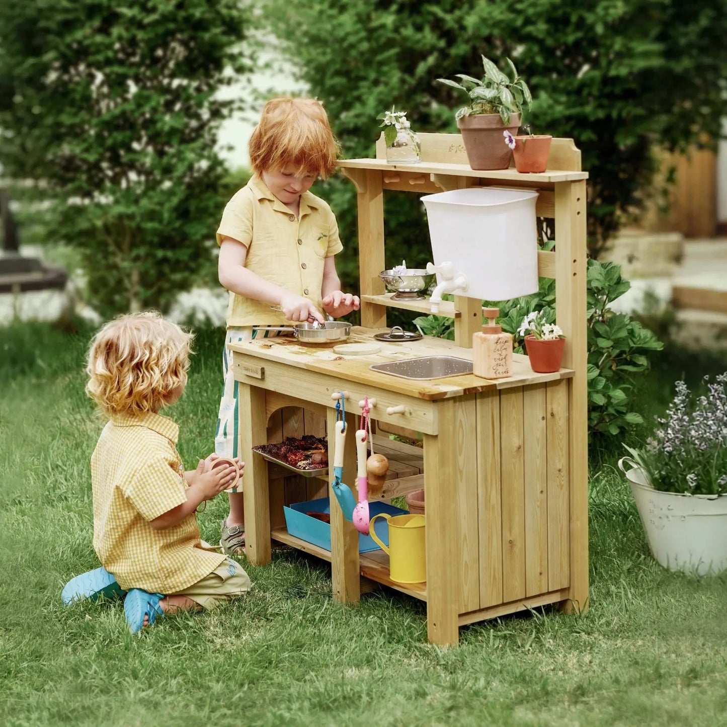 Tiny Land Mud Outdoor Play Kitchen
