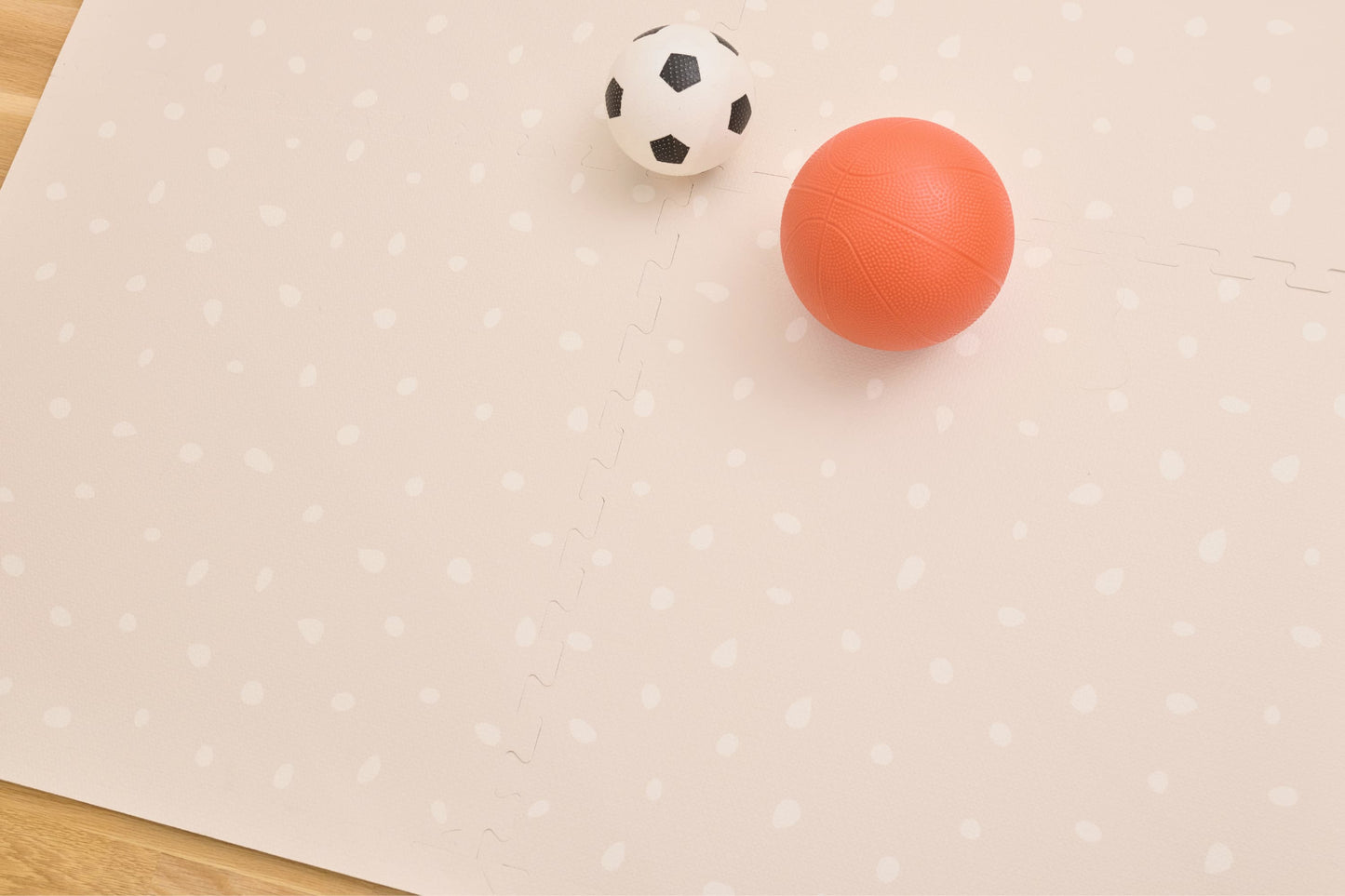 Moon Pod Ball Pit Bundle With 6 Piece Play Mat Set
