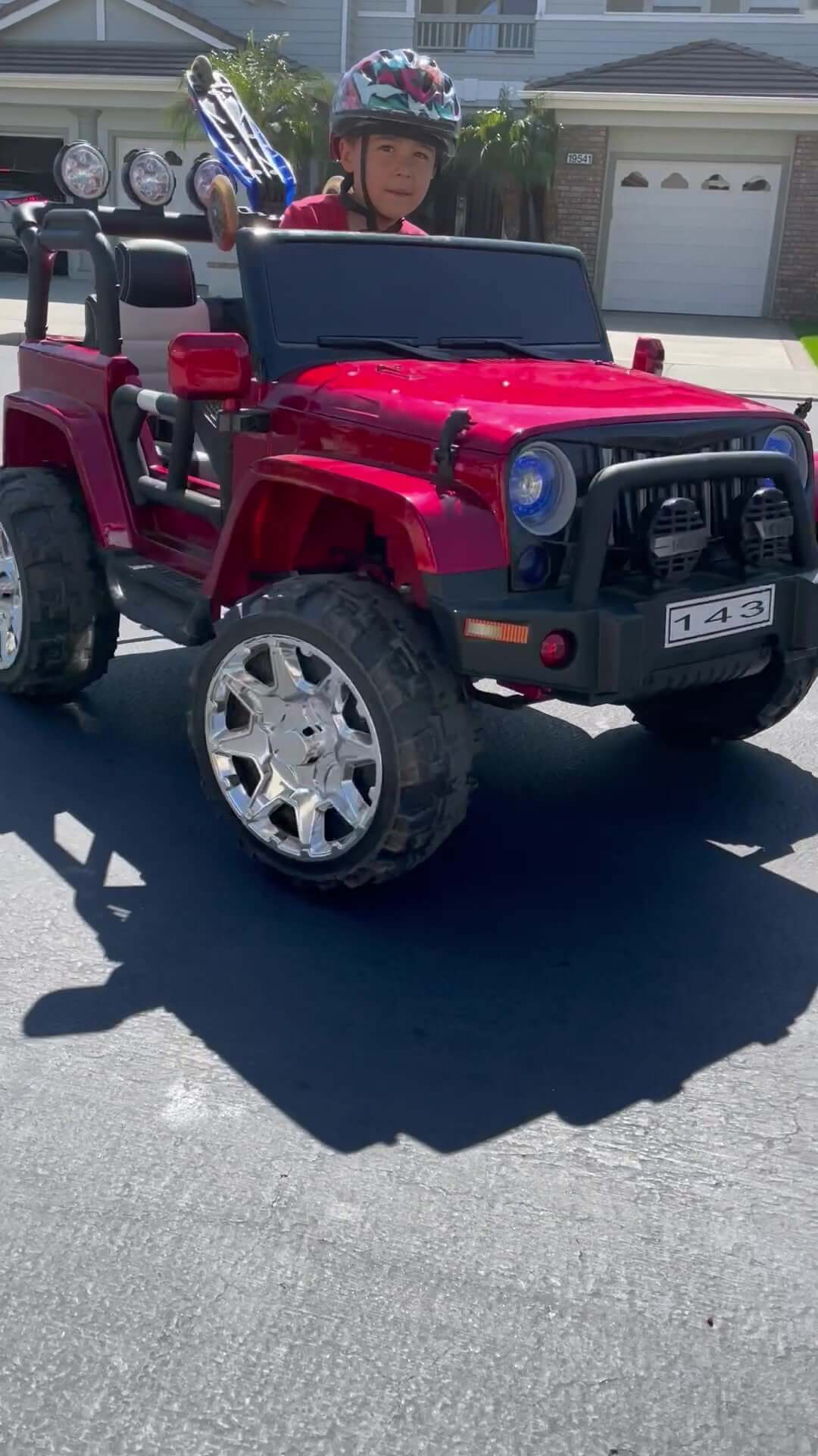 Magic Cars  Electric 2 Seater Jeep Truck ATV UTV